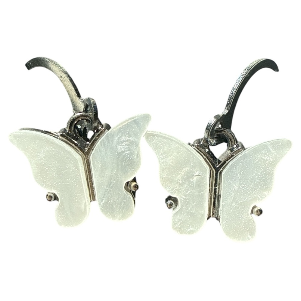 NWOT Butterfly White Earrings